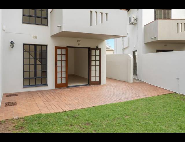 2 BEDROOM DUPLEX FOR SALE IN UMHLANGA CENTRAL